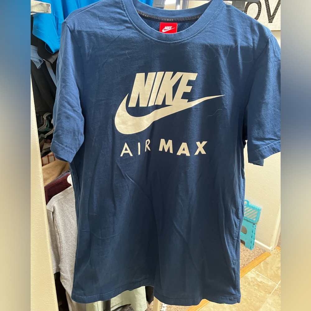 Nke Men's Air Max 100% Cotton Crew Neck Short Sleeve Tee T-Shirt.